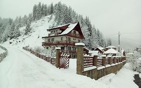 Pensiunea Roua Diminetilor